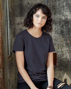 preview image of Anvil by Gildan 880 Women's Lightweight Ringspun T-Shirt