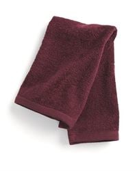 preview image of Q-Tees T600 Hemmed Fingertip Towel